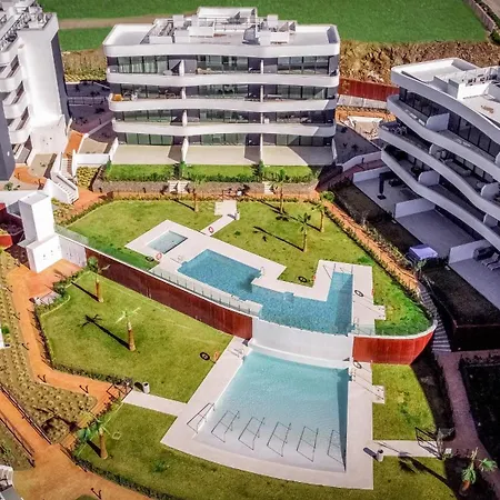 Vivi Homes - Levalin Wellness, Pool & Terrace 아파트 *