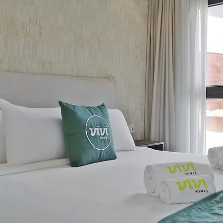 Vivi Homes - Levalin Wellness, Pool & Terrace Apartamento *