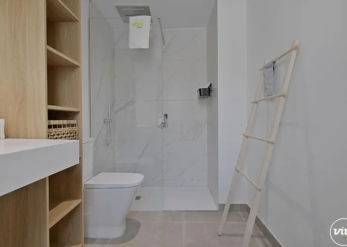 Vivi Homes - Levalin Wellness, Pool & Terrace * פואנגירולה