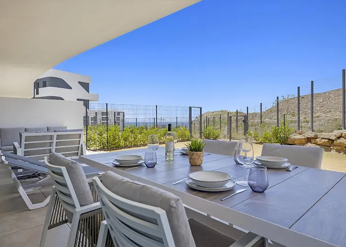 Vivi Homes - Levalin Wellness, Pool & Terrace *