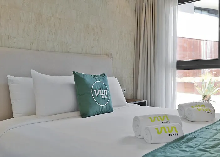 Vivi Homes - Levalin Wellness, Pool & Terrace Apartment *